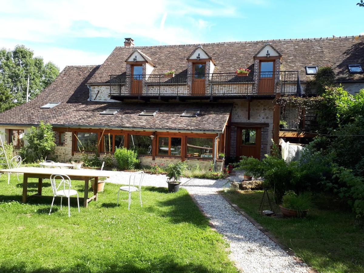Отель La Grange Des Blins Jouy  Экстерьер фото