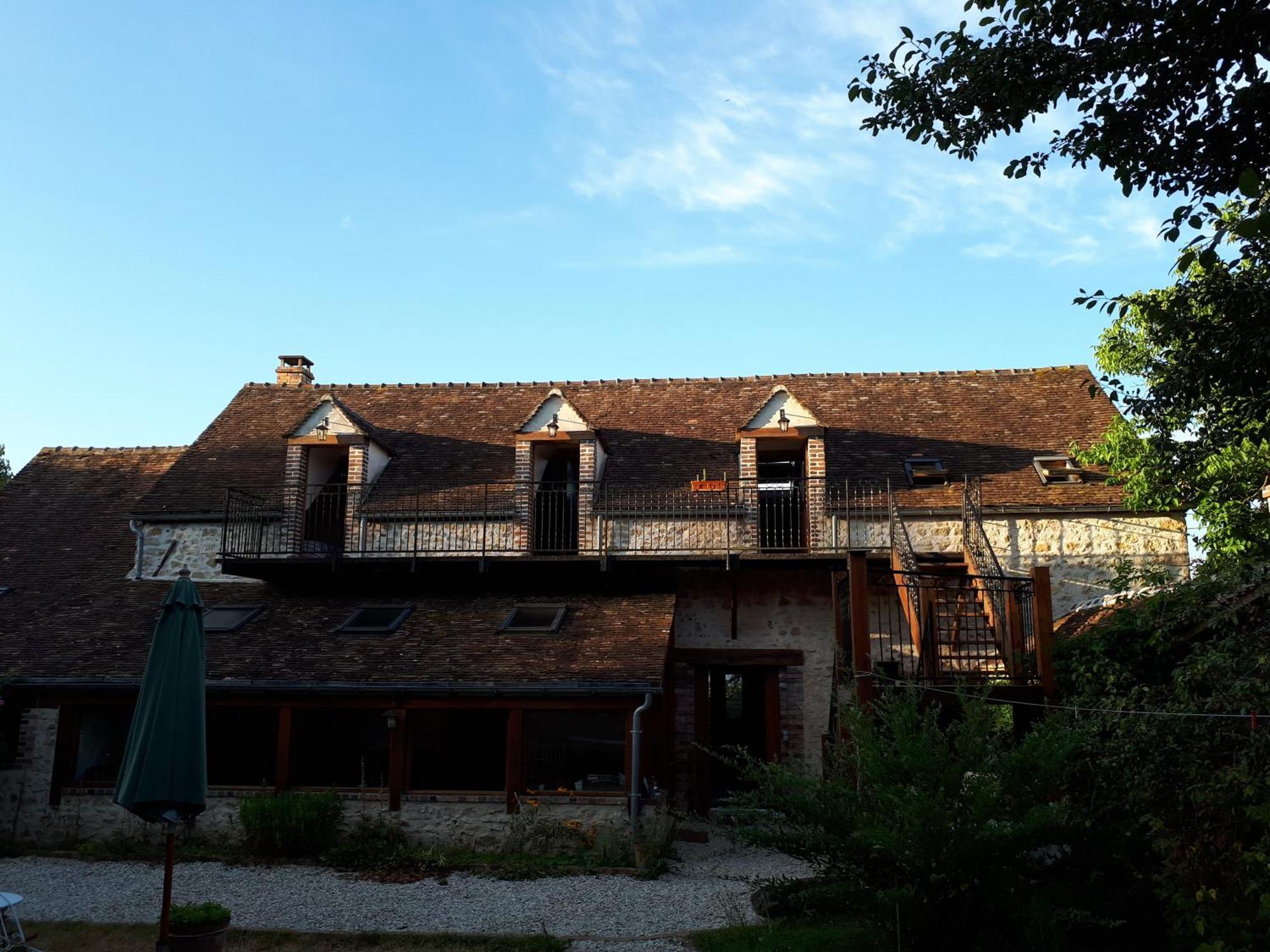 Отель La Grange Des Blins Jouy  Номер фото