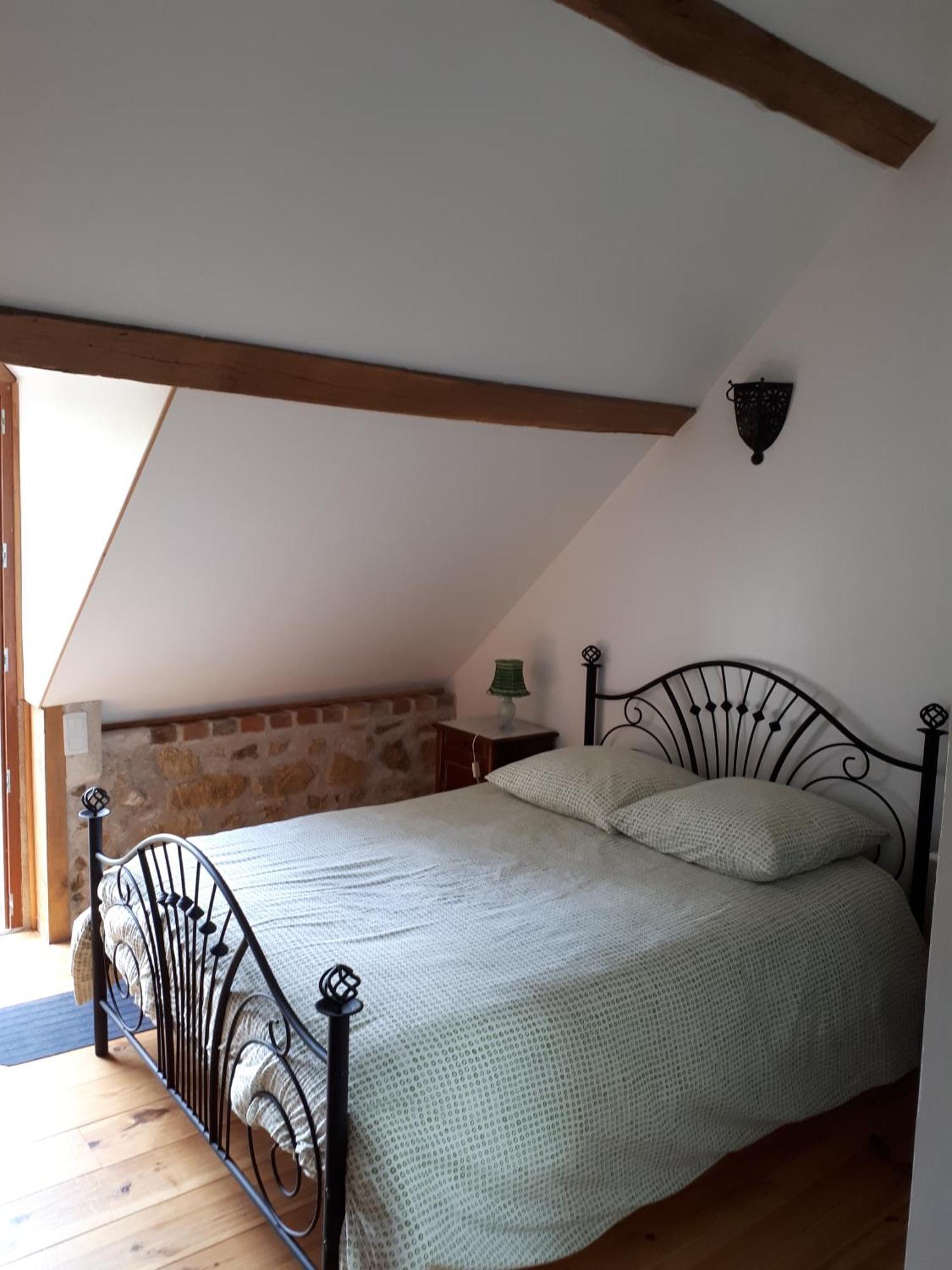 Отель La Grange Des Blins Jouy  Номер фото